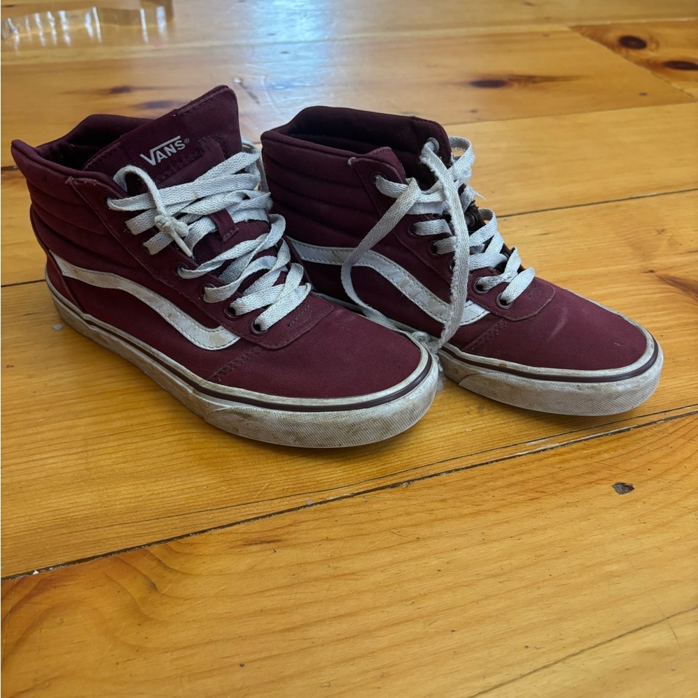 Vans High Top Sneakers Burgundy Women’s Size 7 Fair Condition